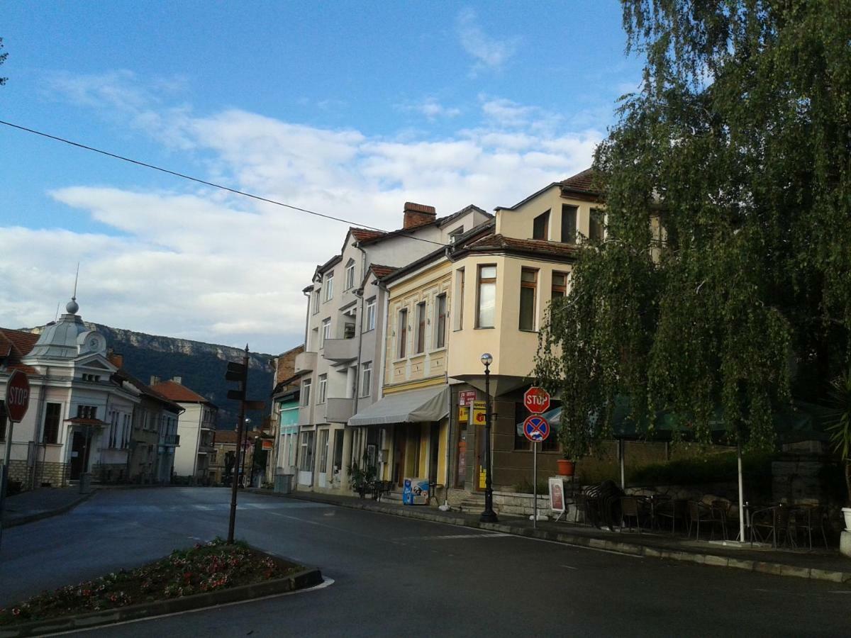 Apartment Domino Belogradchik Eksteriør billede